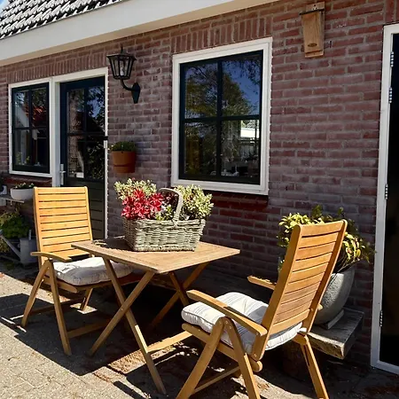 Bij De Neckermolen- Bed And Beemster Bed & Breakfast